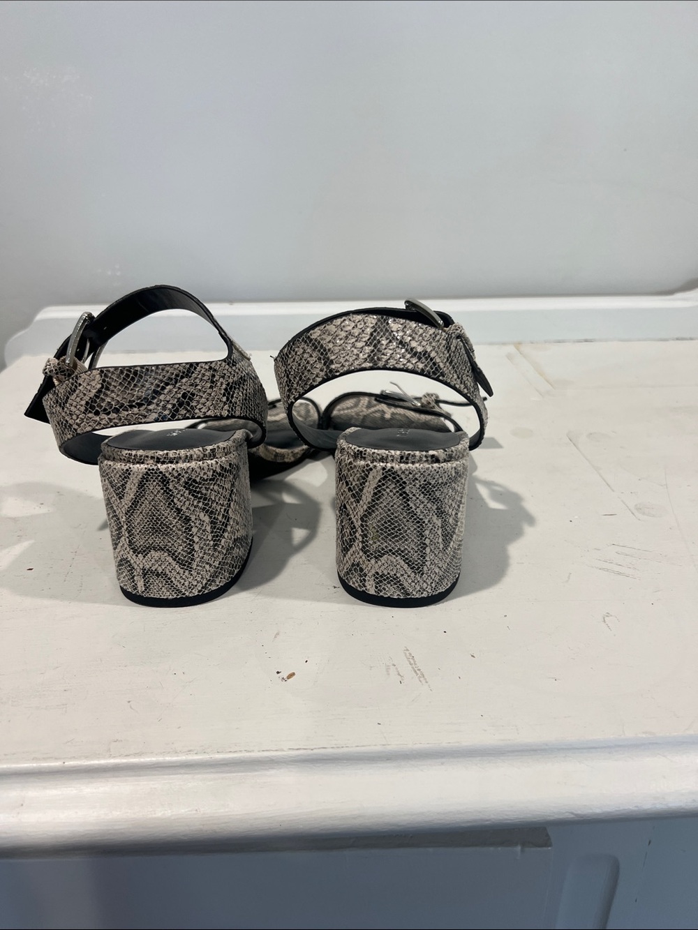 Madden Girl Snake Print Block Heel Sandals in Beige and Black womens 8 - Picture 3 of 7
